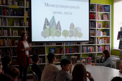 Специалисты Дирекции по ООПТ рассказали шестиклассникам о заказниках и памятниках природы, направленных на сохранение лесов Красноярского края